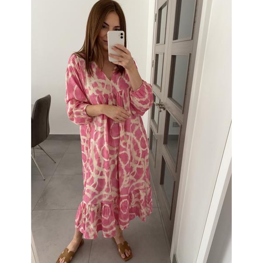 ✖️SOLD✖️ NWT Tiered Midi Dress in Pink Summer Beach Resort Pool - Picture 2 of 3